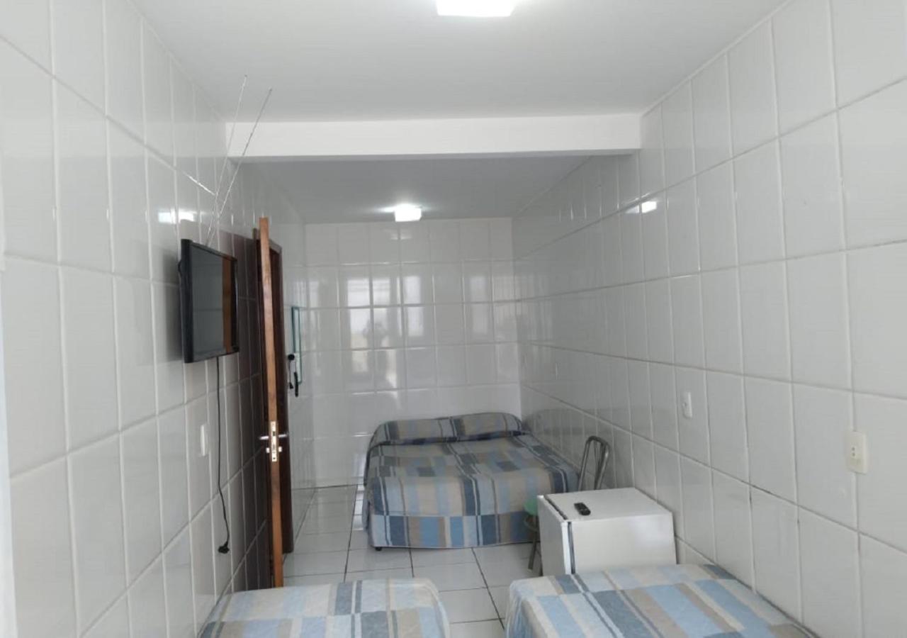 Pensión Residencial Louise Balneário Camboriú