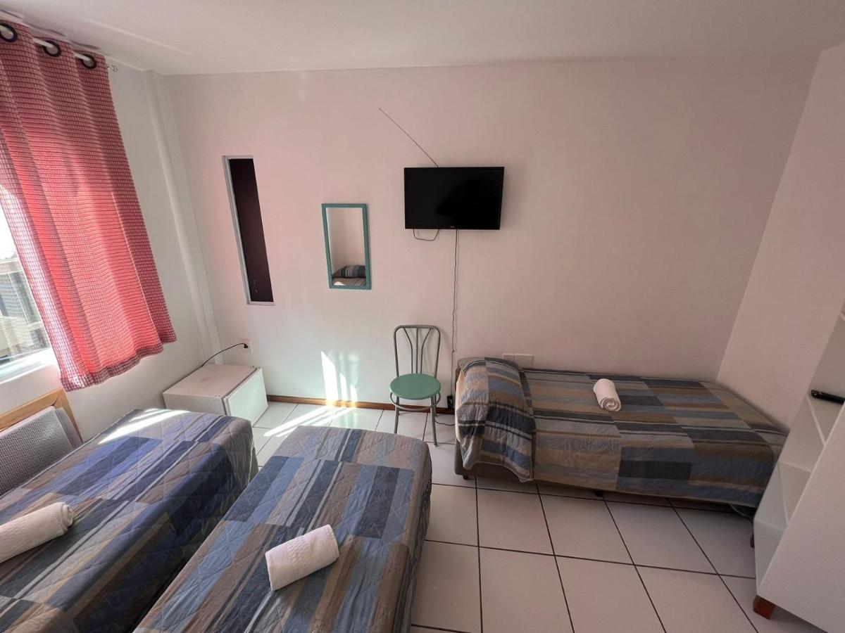 Pensión Residencial Louise Balneário Camboriú